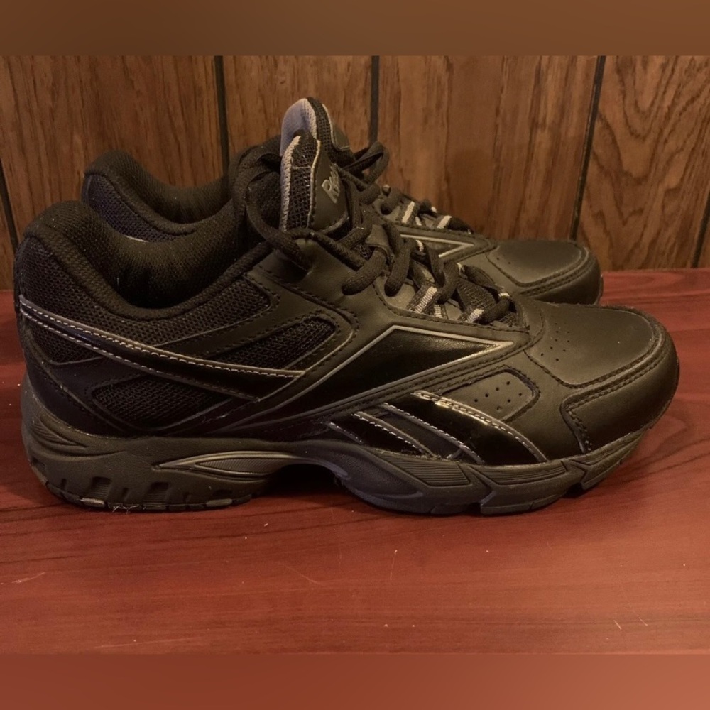 Reebok Mens Black Sneakers Size 8 Xwide 4E